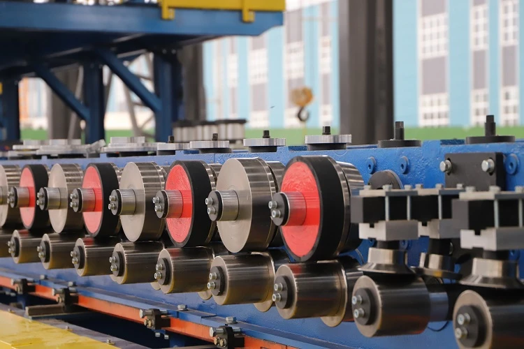 2.Forming machine(001).jpg 2.Forming machine(001).jpg
