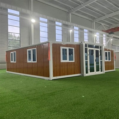 拡張可能なプレハブの小さな家