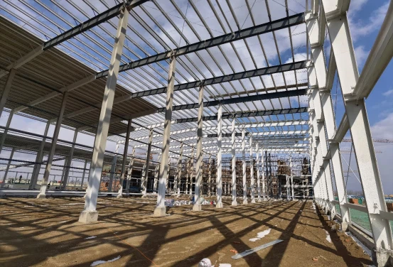 冷蔵倉庫の鉄骨構造